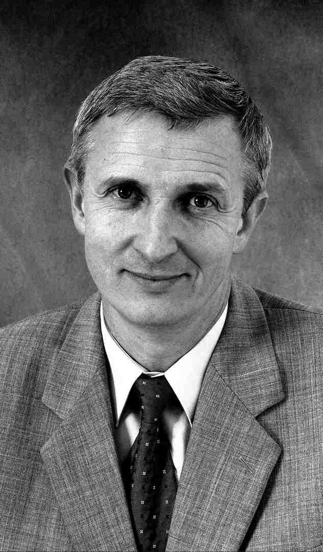 2001 Marek Natusiewicz